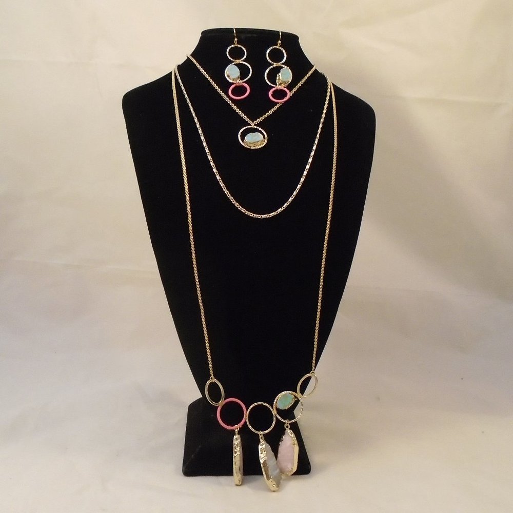 LYDELL NYC NATURAL PINK QUARTZ STONE STATEMENT SET